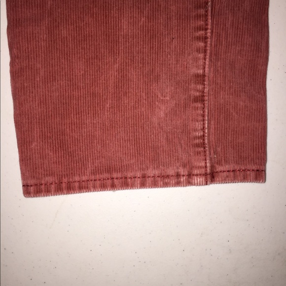 Levi’s Corduroy - Picture 2 of 5